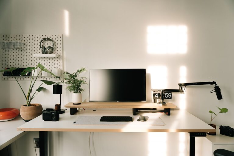 Creative Ways to Organize Your Home Office for Better Productivity
